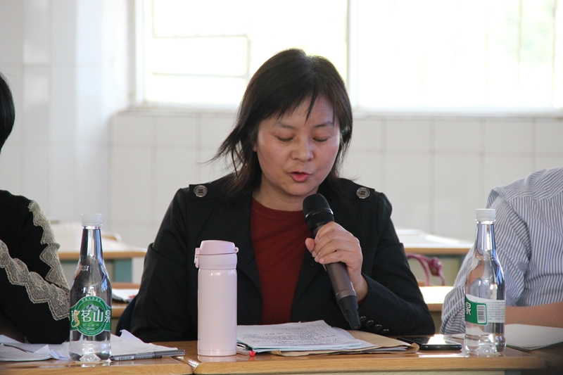 专家进校精准把脉交流解惑共促发展盘龙区教科中心专家到新迎中学入校