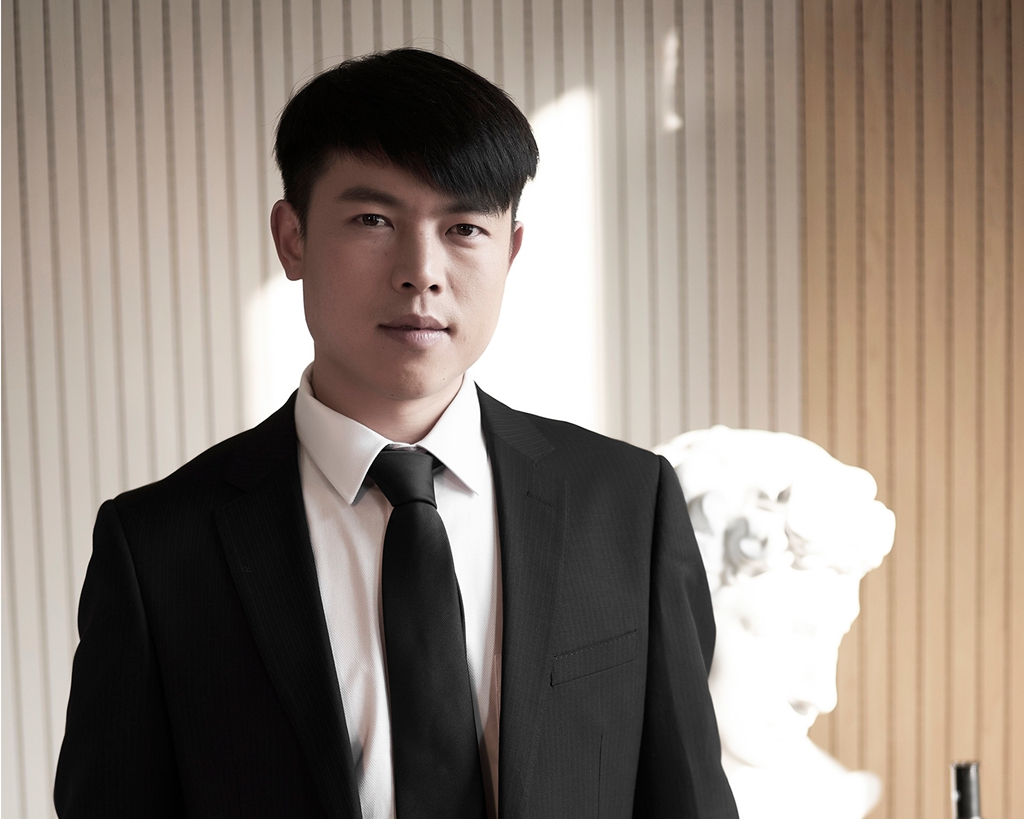 李文勇